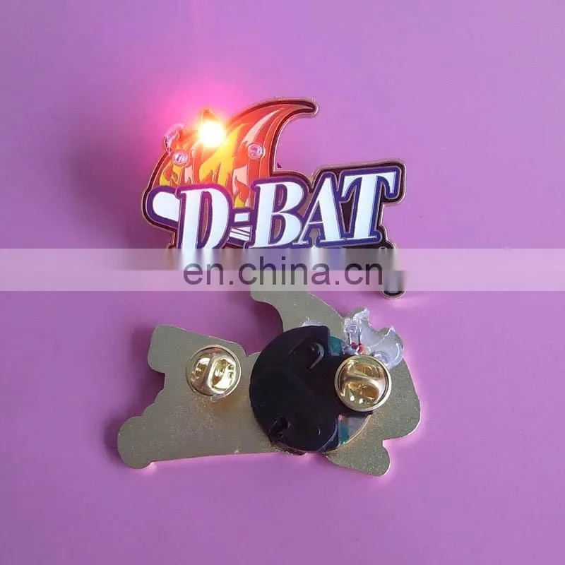 high quanlity university school logo customized special design soft enamel metal school badge with epoxy