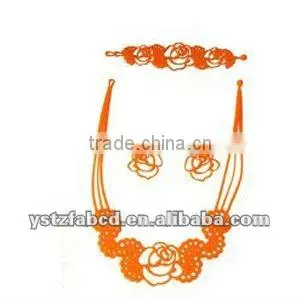 2012 Hot Silicone Hollow Necklace for Ladies