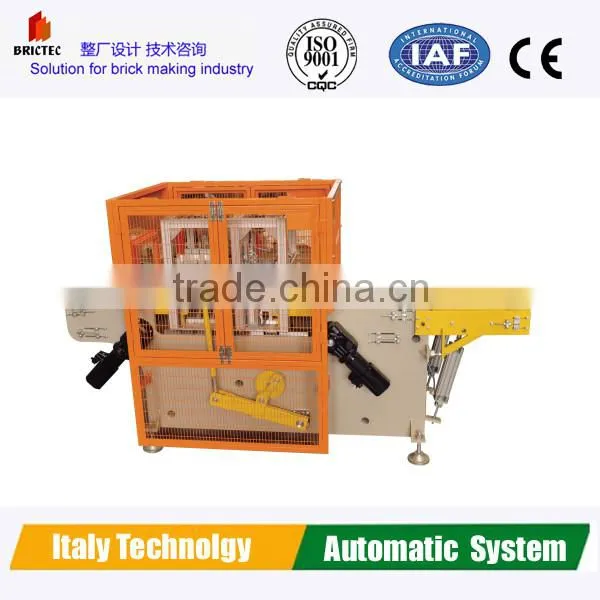 Automatic hollow clay brick cutting machine