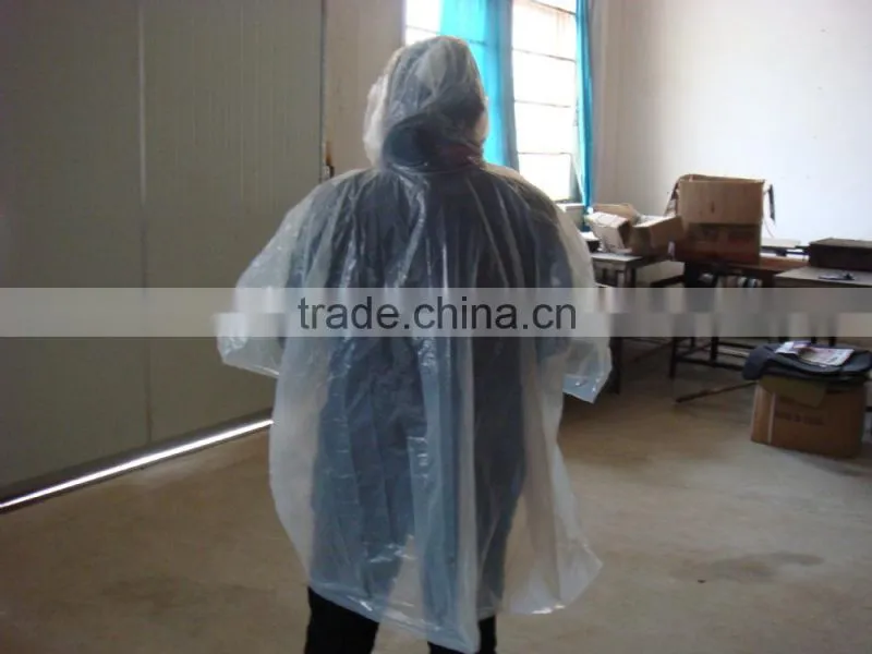 newest design high quality disposable raincoat/ rain poncho in ball