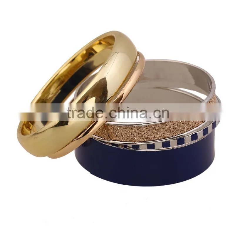 2016 fashion jewelry free sample gold plating bracelets sets