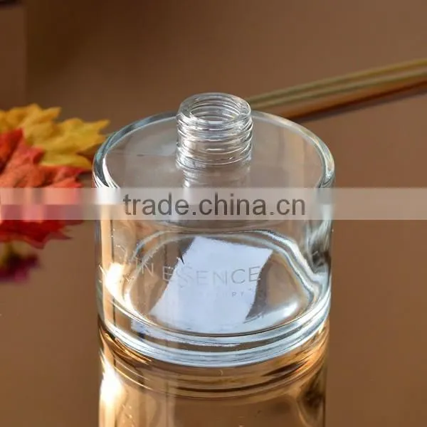 Wholesale glass perfume bottle with four different sizes
