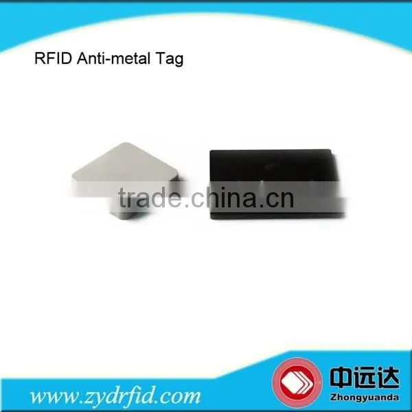 Small RFID Tags UHF Ceramic RFID Tag For Resistance to High Temperature
