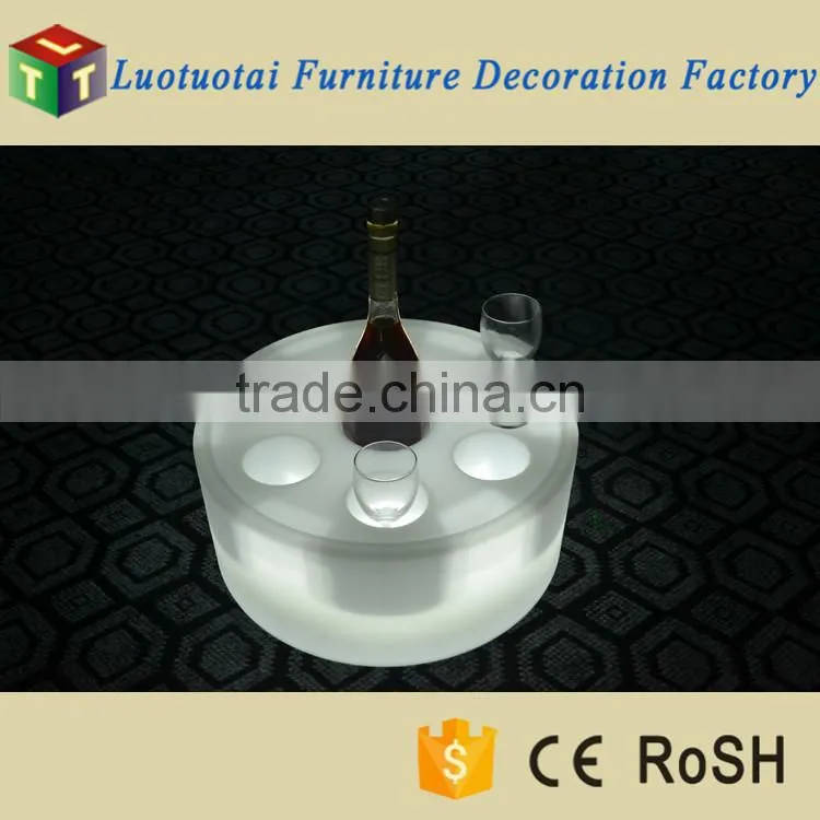 2015 hot sale cheap floating led plastic wine tray with hole for swimming pool