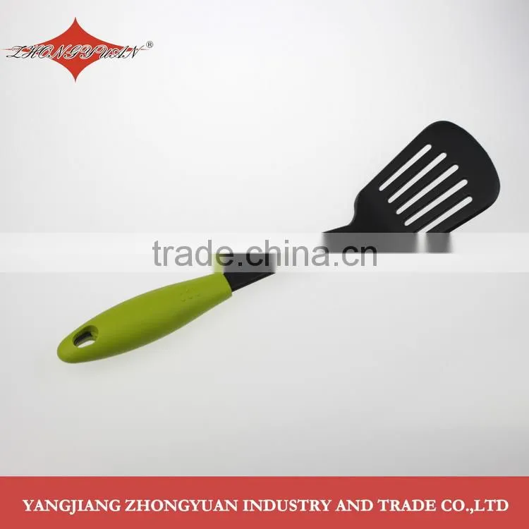 Excellent quality FDA new style slotted turner nylon kitchen utensils with plastic handle