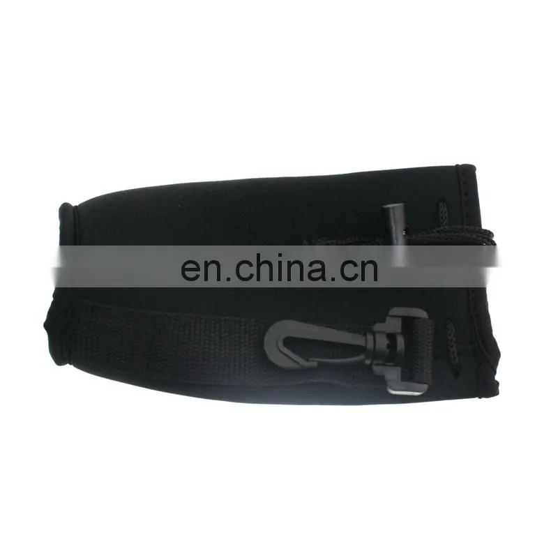 custom label stitched zipper opening neoprene can cooler bag