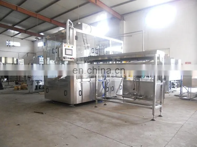 Nitrogen gas stand pouch filling and capping machine with CIP system