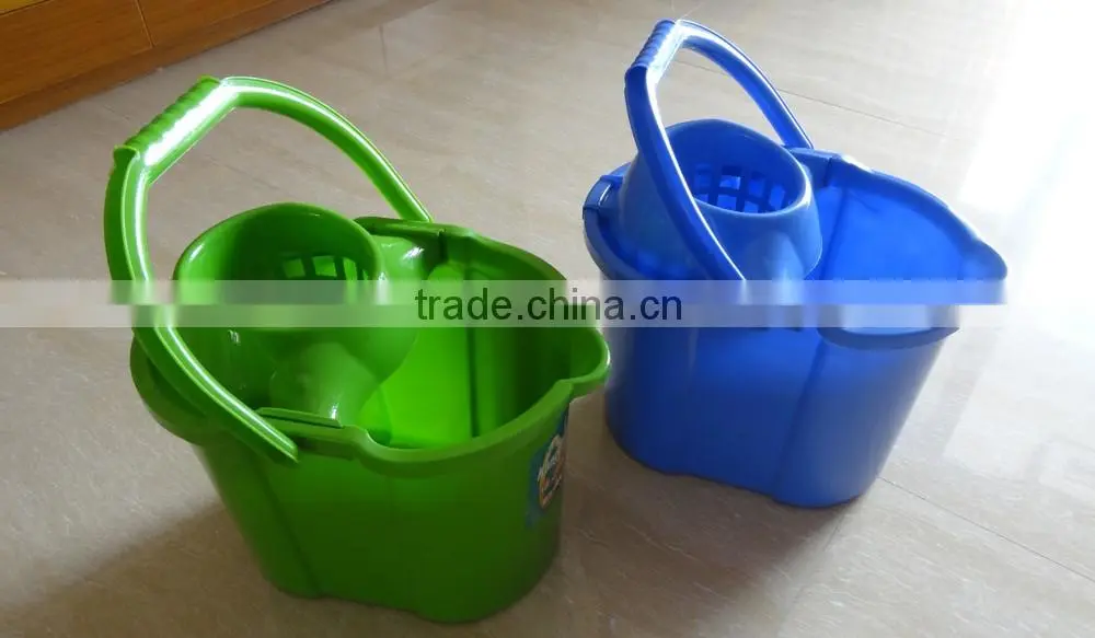 Plastic cleaning mop bucket with wringer and wheels