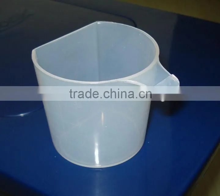 H109 160ml transparent plastic measuring scoop