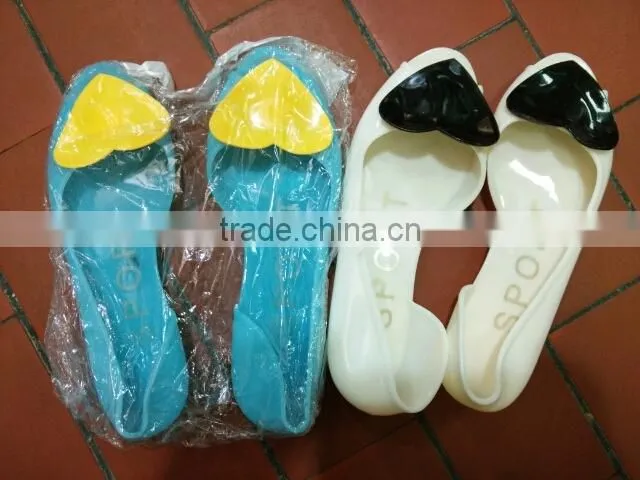 Free Shipping Summer Beach Jelly Sandal Heart gladiator sandals women Fish Toe Woman Flat Crystal Flip-flop Sandals