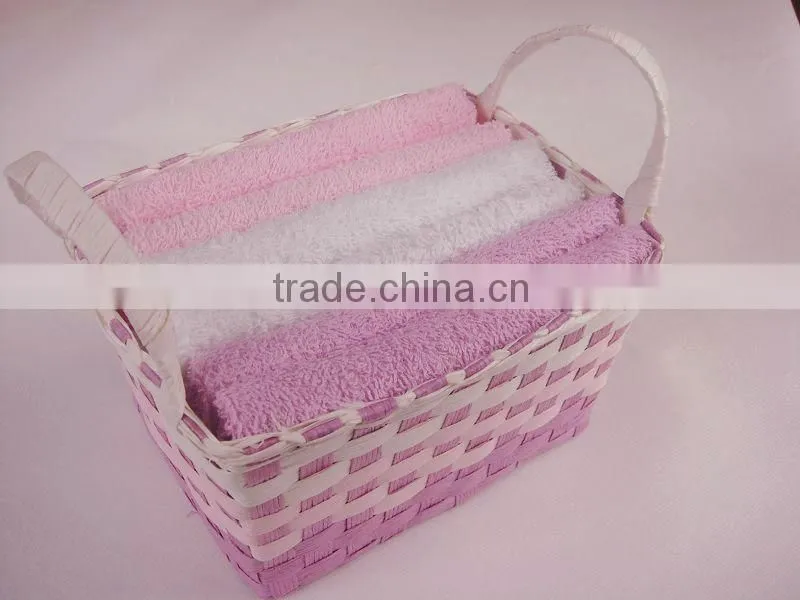 Newest Design Creative wedding basket gift towel sets