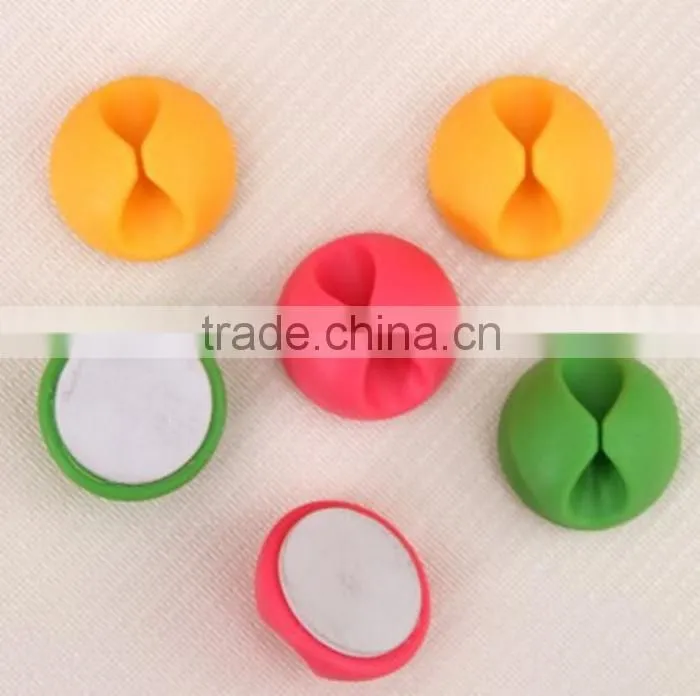 Lightweight hole multi-color silicone cable winder