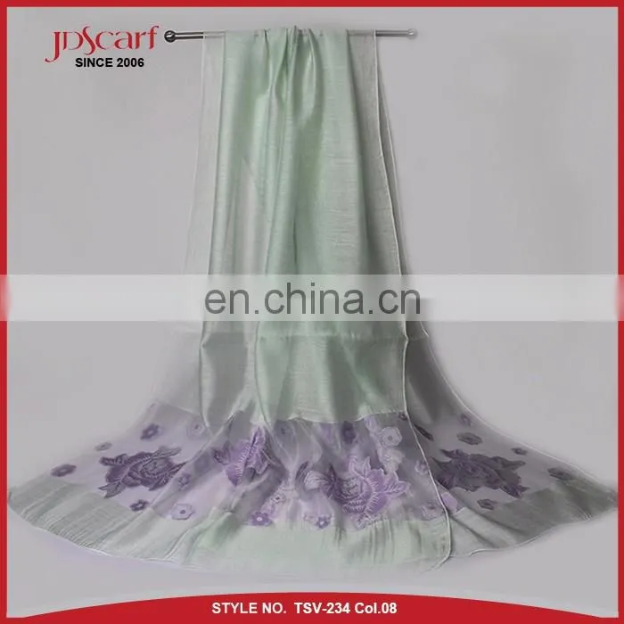 Latest design great quality silk and wool feeling muslim lace scarf fashionable scarf