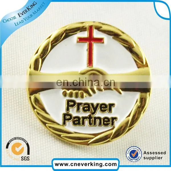 high quality fashion hard enamel lapel pin by golden supplier