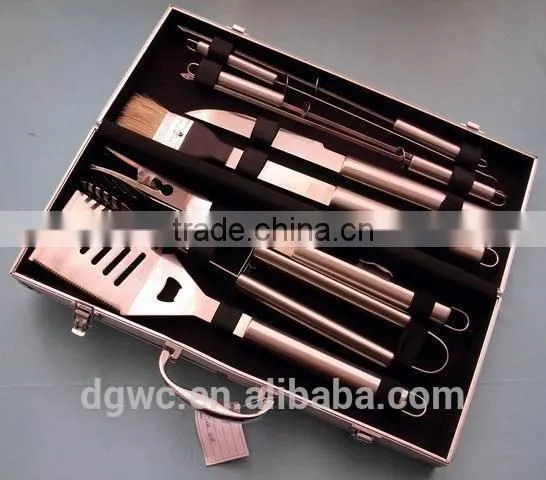 6pcs apron bbq set with wooden tool handle