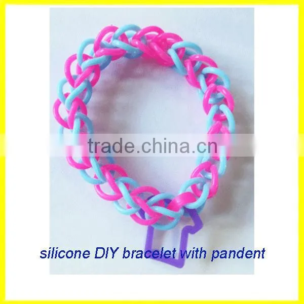 2013 new design DIY silicone bracelet with pandent