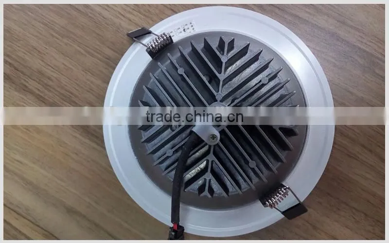 SAA Certificated dimmable 15w 30w LED Downlight