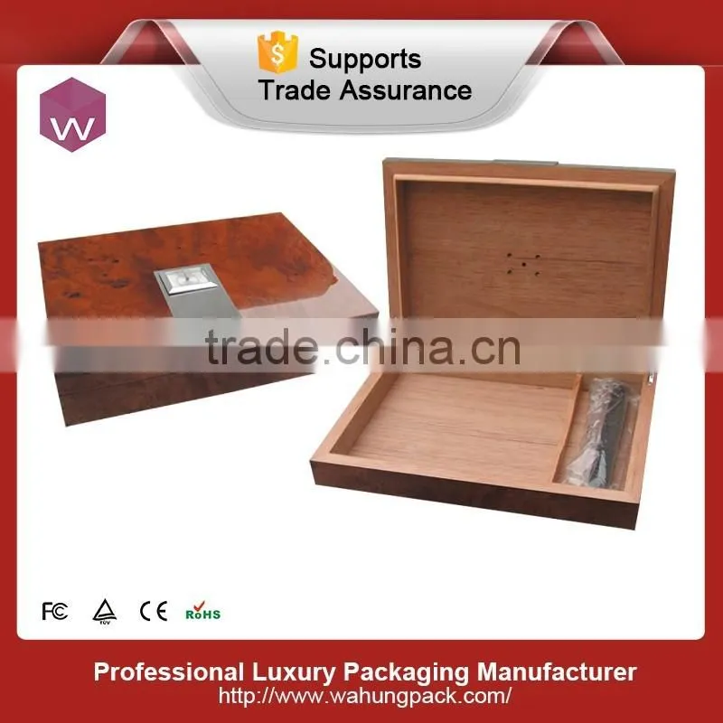 Vintage Cigar & Humidor Gift Set Box With Brown Glossy Finishing Wholesale