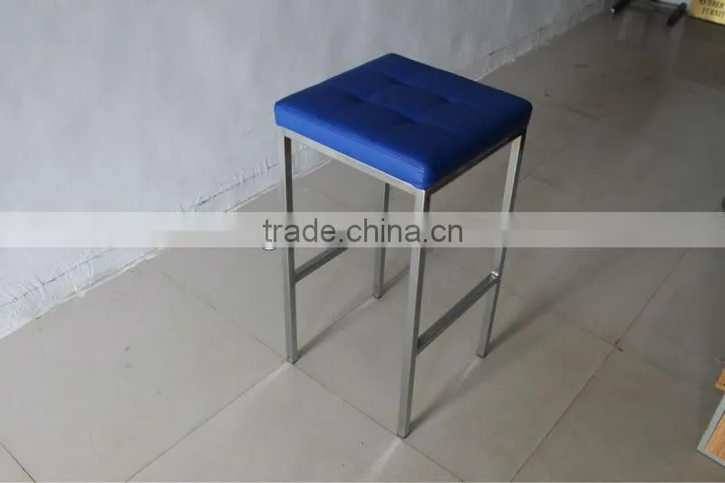 Modern PU leather library chair