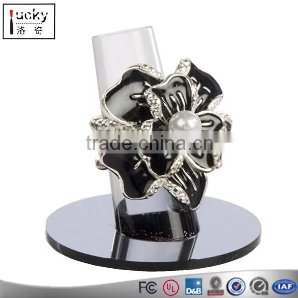 Custom size acrylic ring display rack used in ring jewelry display holder