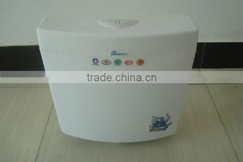 plastic cistern/toilet water tank