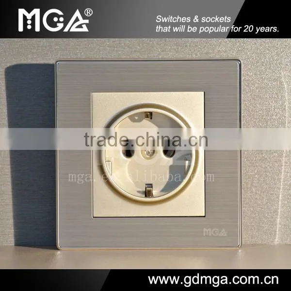 Earthing Germany wall socket 220V