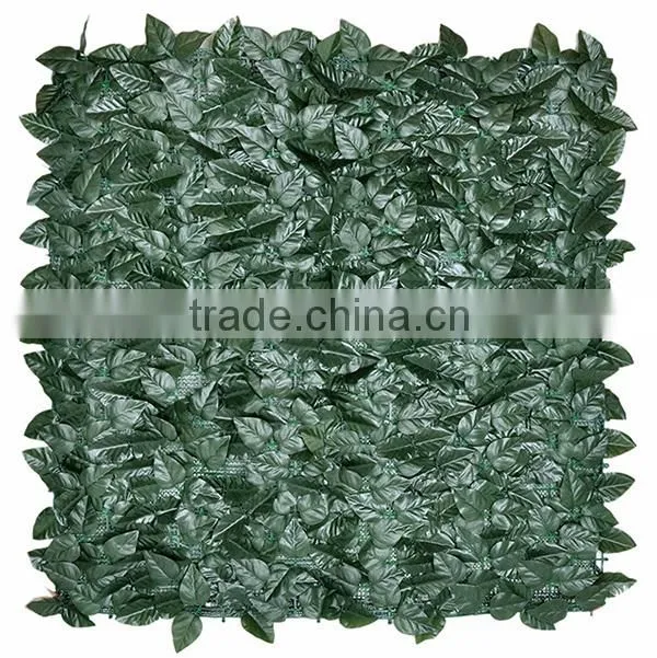 High shading capacity artificial green fence with shade net back