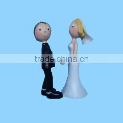 cute polyresin wedding couples