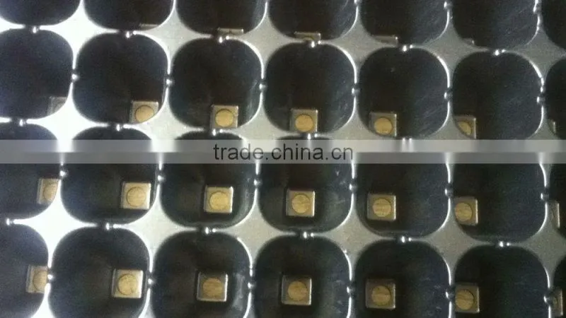 105 cell polystyrene plug seedling trays