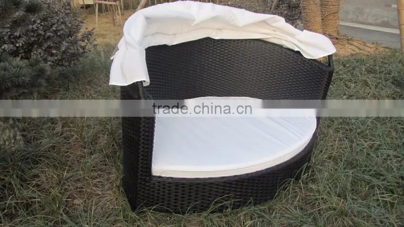Hot sale wicker Dog Bed With Canopy for dogs