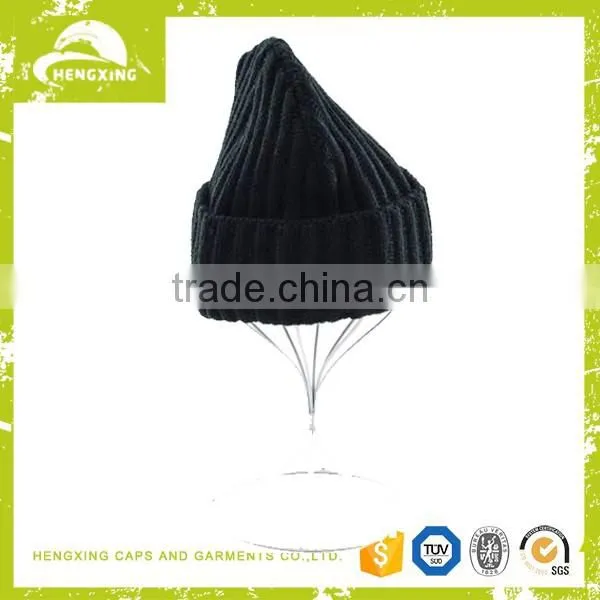 Popular high quality custom leather patch cheap Knit Skull Beanie hat