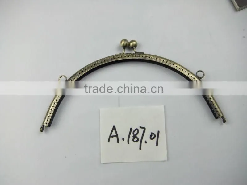 2014 NEW!Antique Brass DIY Metal Sewing Fashion Evening Bag Frame DIY Bag Accessories With Love Pattern