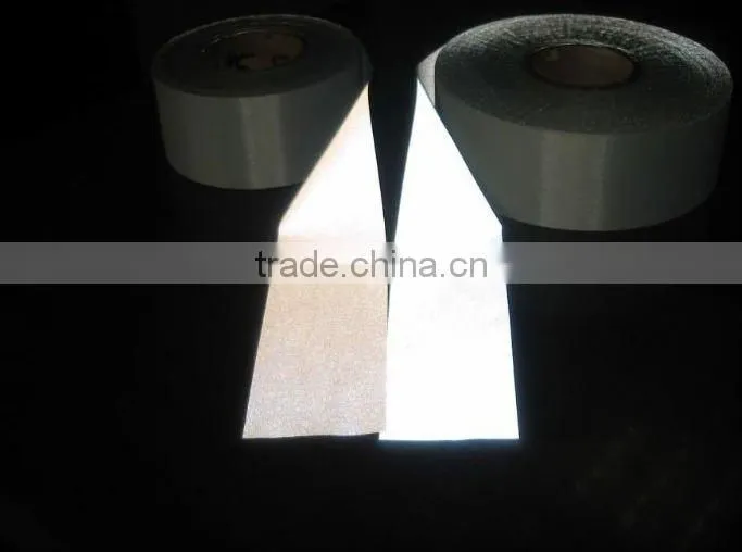 Reflective Fabric of High Visibility