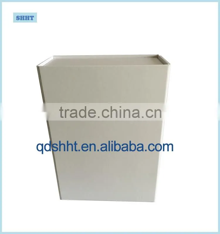 folding packaging box with megnet closure and customized design
