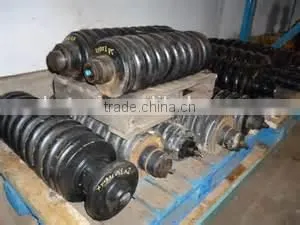 Komat.su Hitach i excavator track adjuster assembly