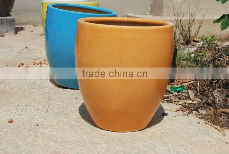 Ceramic clay indoor flower planter