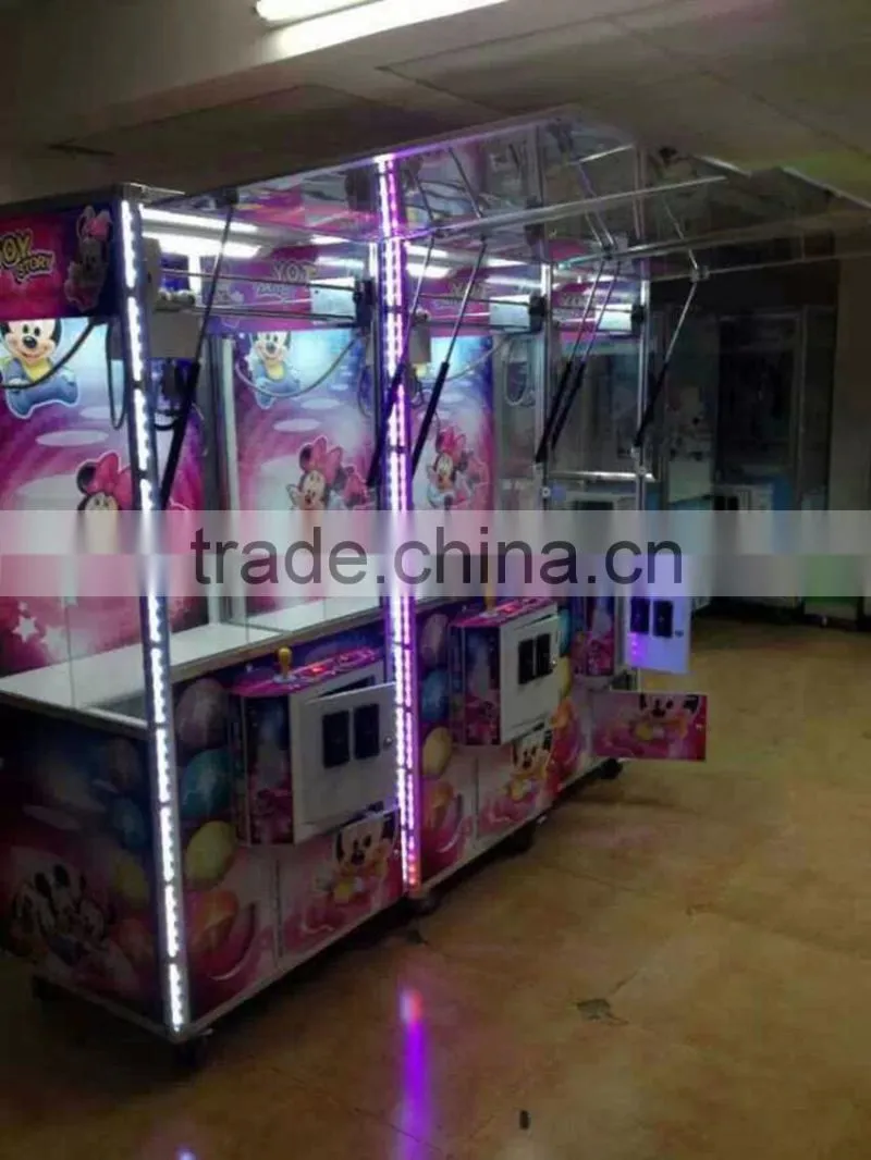 2015 Hot-sale Hello Kitty cheap game machine/DF-V212 claw crane games machines