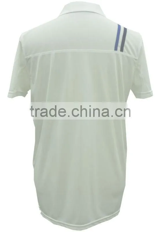 Polo t-shirt with button