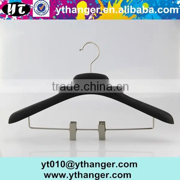 YY0465 brand shop rubber paint nonslip clothes hanger rubber coated coat hanger with notches