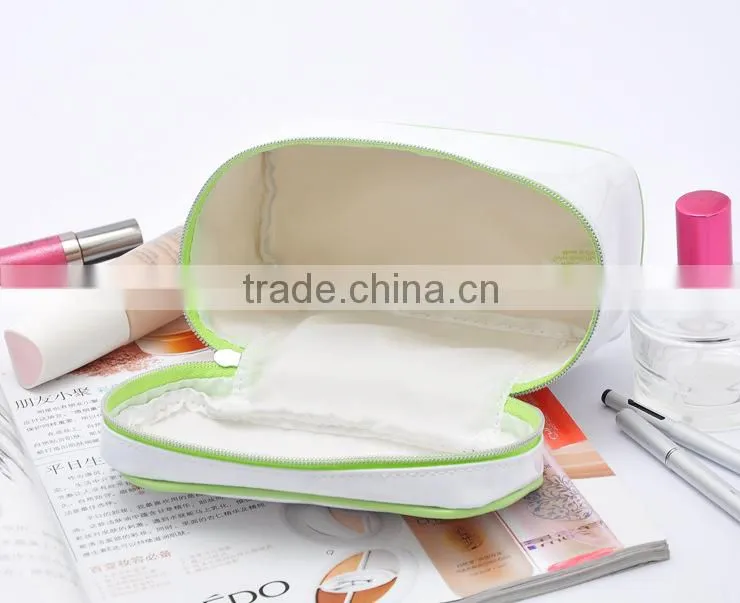 Unadorned middle soft shining corner angle PU cosmetic bag