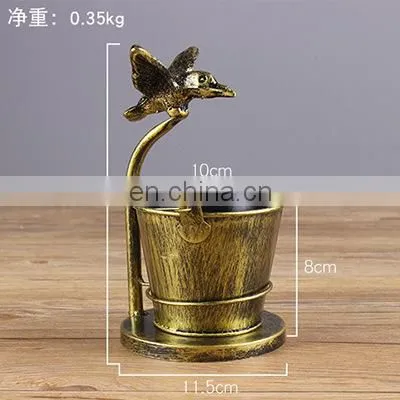 Retro creative household ashtray anti fly ash ins living room office ashtray