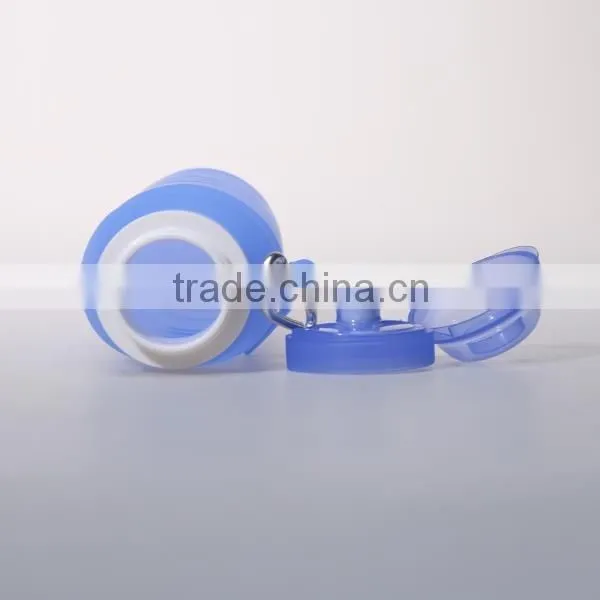 600ml fashion design silicone water filter bottle