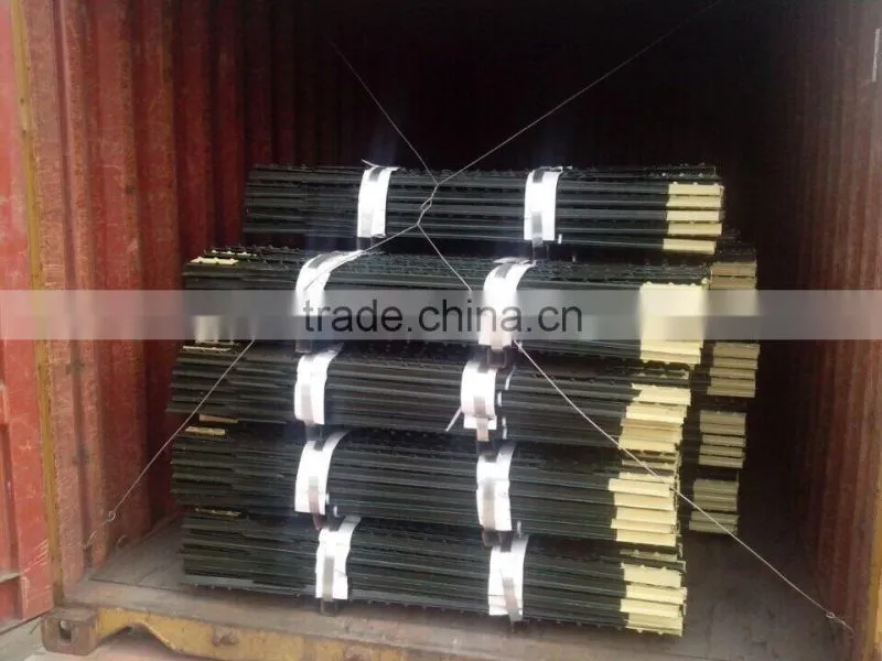 Green painted heavy duty t bar fence post
