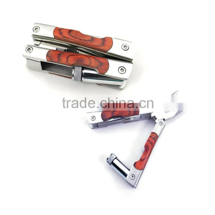 Practical plier