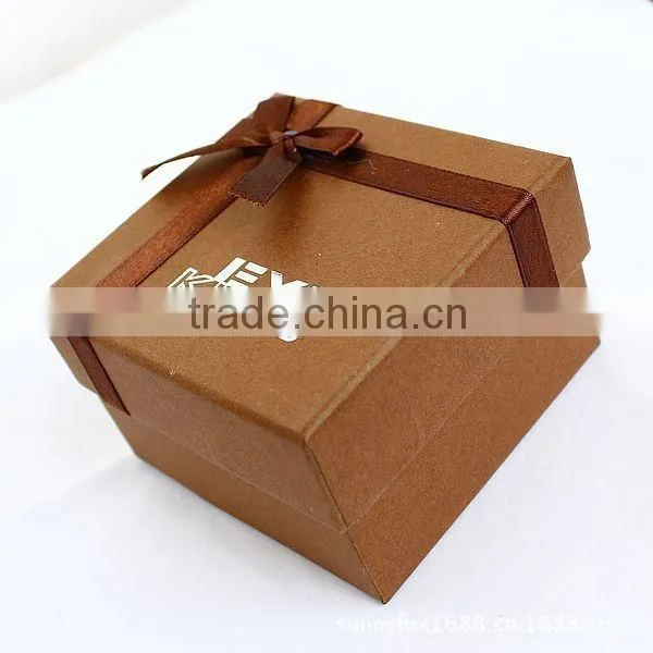 Custom Art Paper Watch Box Decorated with Ribbon on the Top