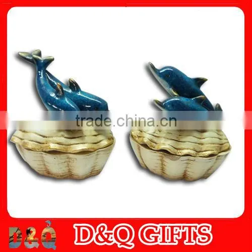 Souvenir polyresin dolphin figurine