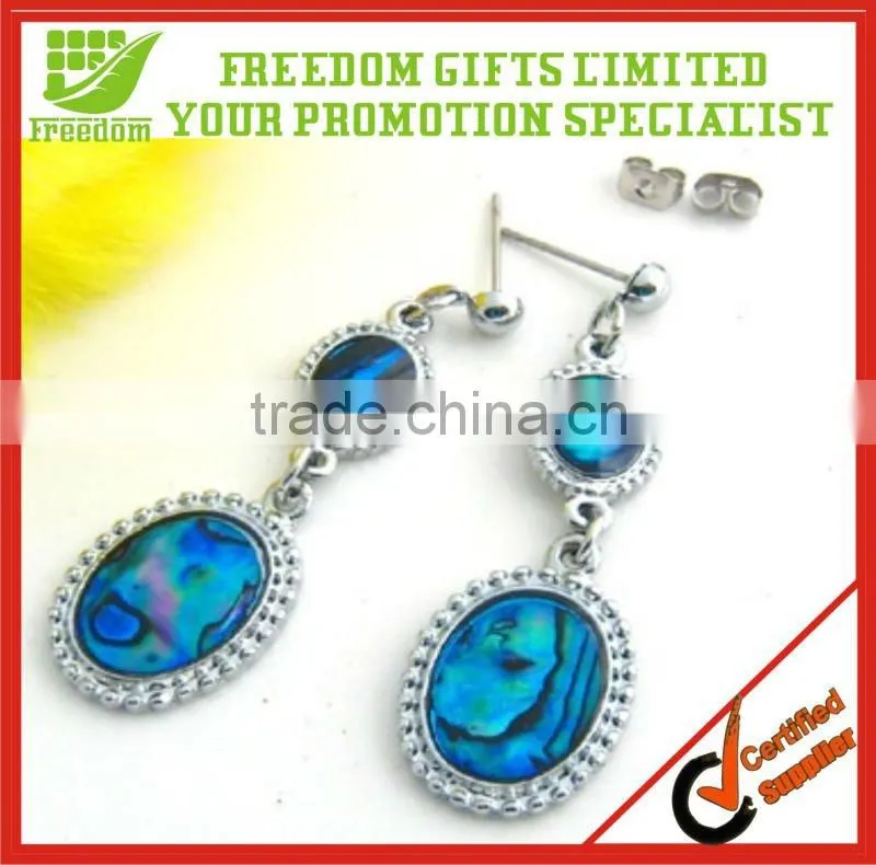 Shiny earrings with crystals