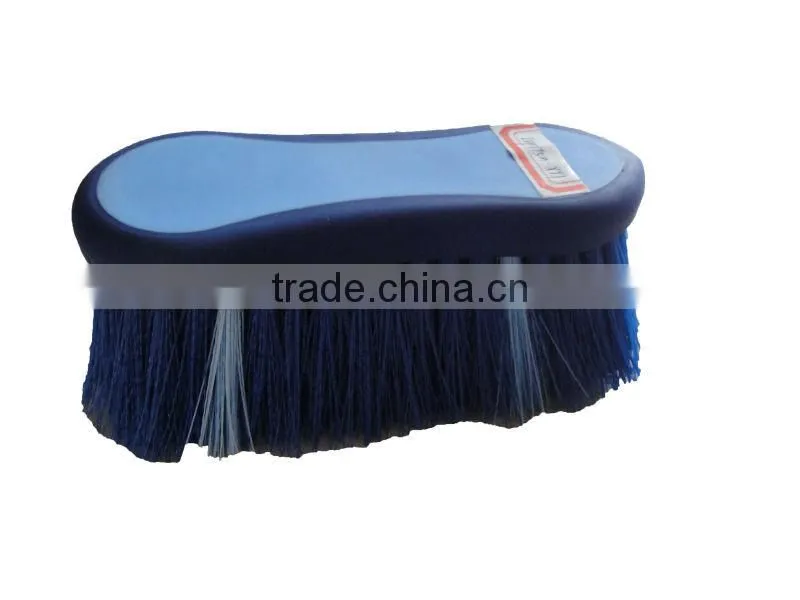 Plum blossom shape horse massage brush