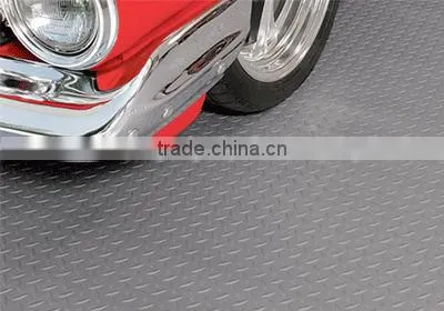 red clour checker rubber floor