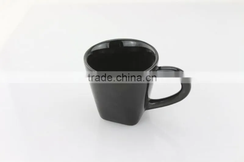 Customized logo chinese wholesale tea cups and saucers